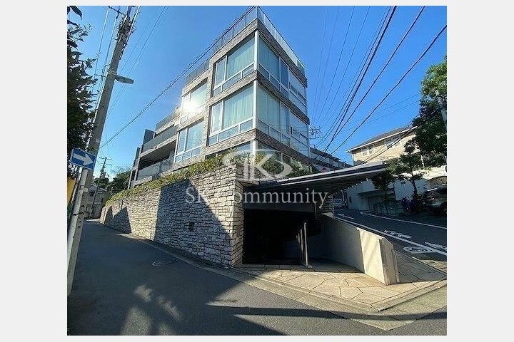 プレステージ上目黒諏訪山